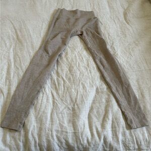 EUC Alphalete Beige Leggings